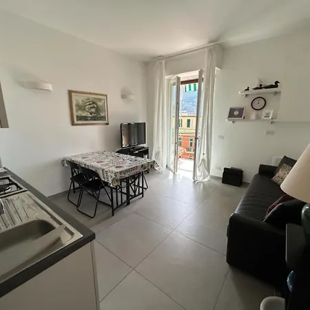 Silvia House Sea View Appartamento